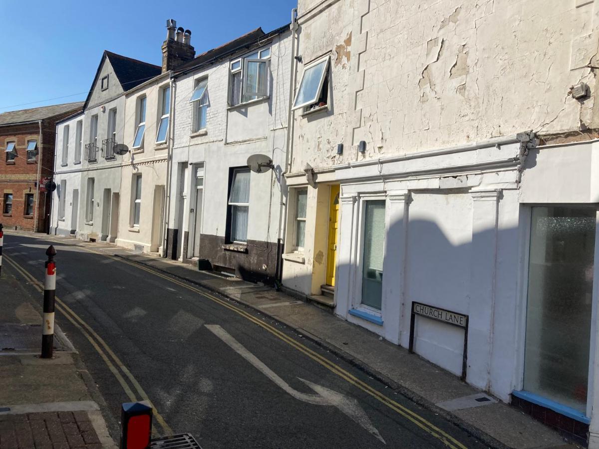 Holiday home 3 Bed Town House Near Ryde Sea Front @ One Church Lane *