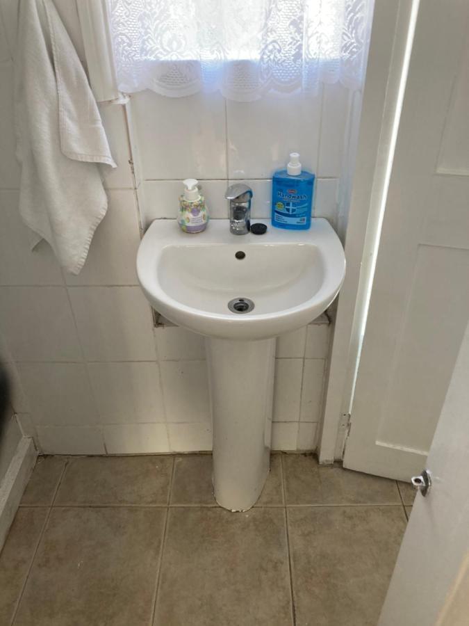 3 Bed Town House Near Ryde Sea Front @ One Church Lane * Ryde (Isle of Wight)