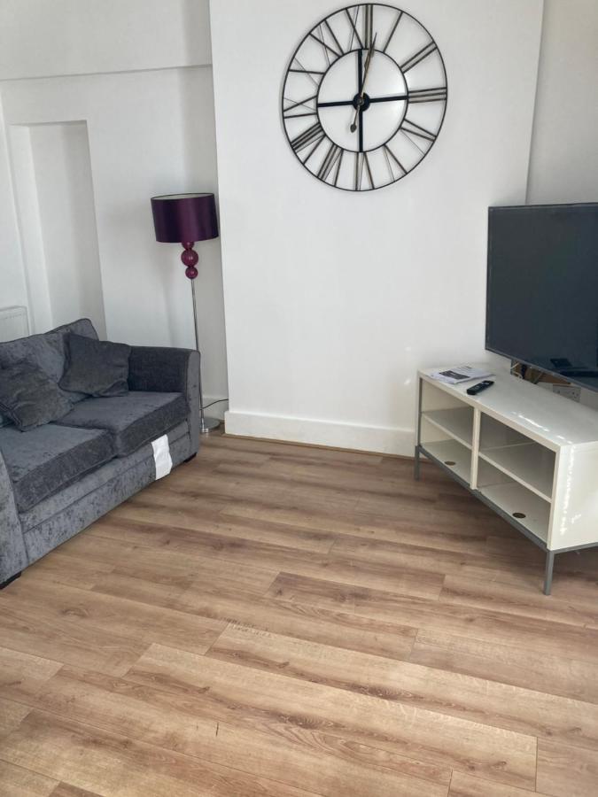 Holiday home 3 Bed Town House Near Ryde Sea Front @ One Church Lane Ryde (Isle of Wight)