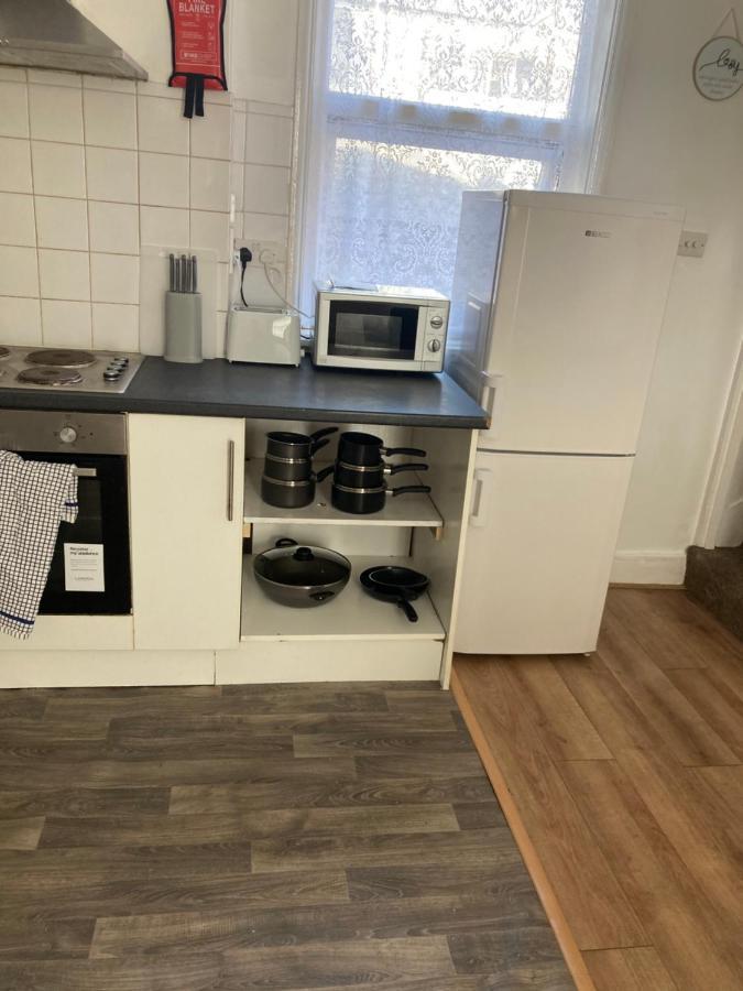 3 Bed Town House Near Ryde Sea Front @ One Church Lane * Ryde (Isle of Wight)